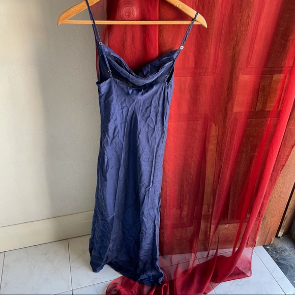 CHOSEN silk dress (xs) by Tuchuzy - Picture 4 of 4